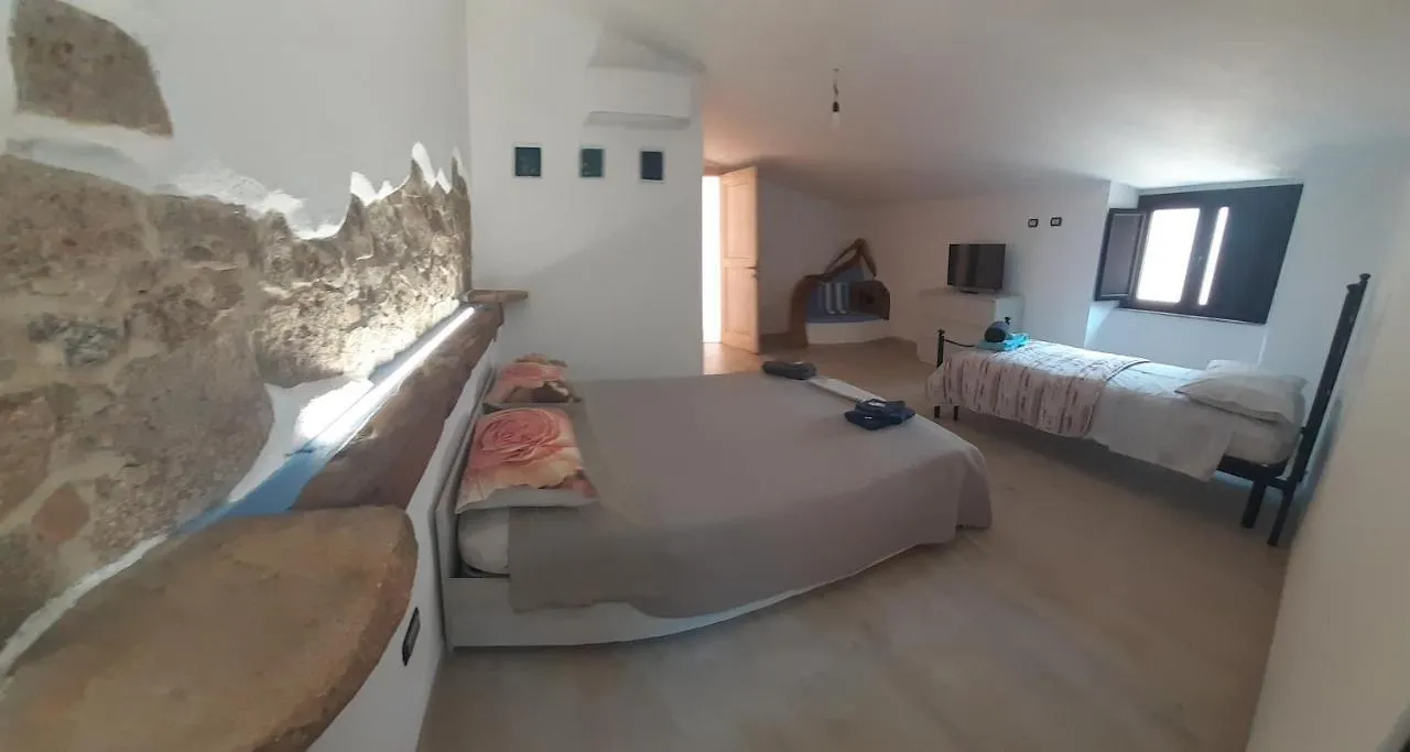 B&B Il Portico Orgosolo 0*,