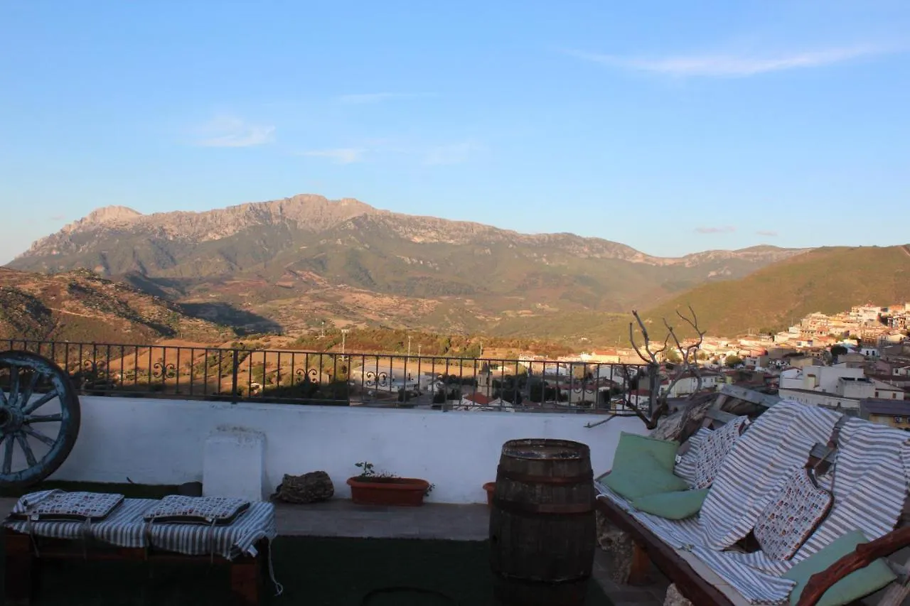 Nocleg ze śniadaniem B&B Il Portico Orgosolo