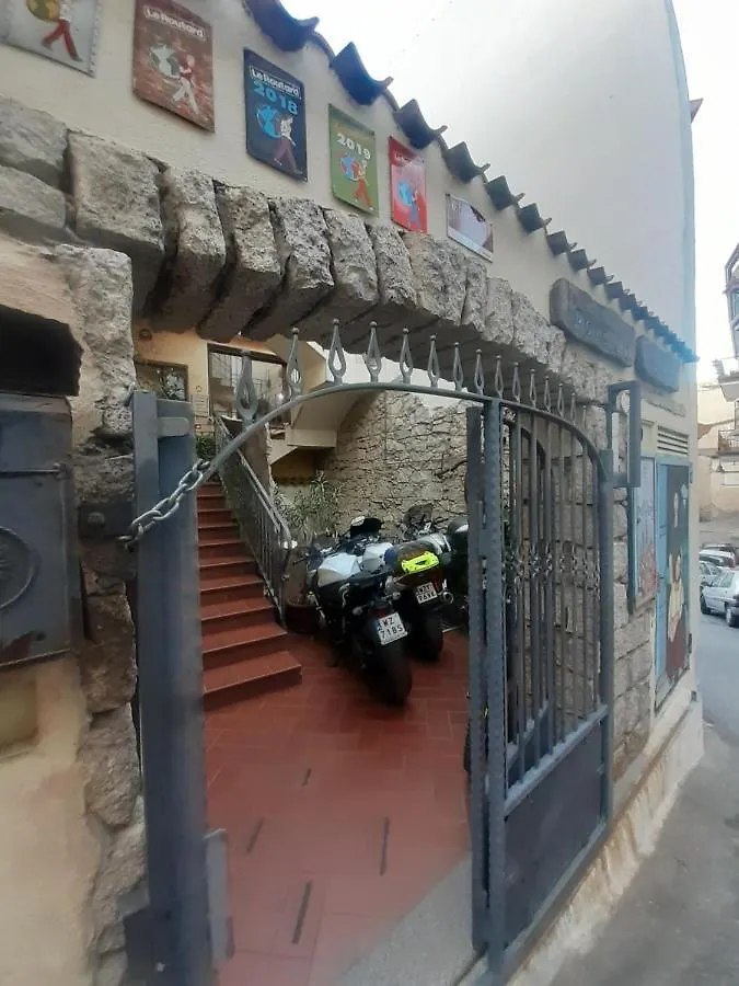B&B Il Portico Orgosolo 0*,  Włochy